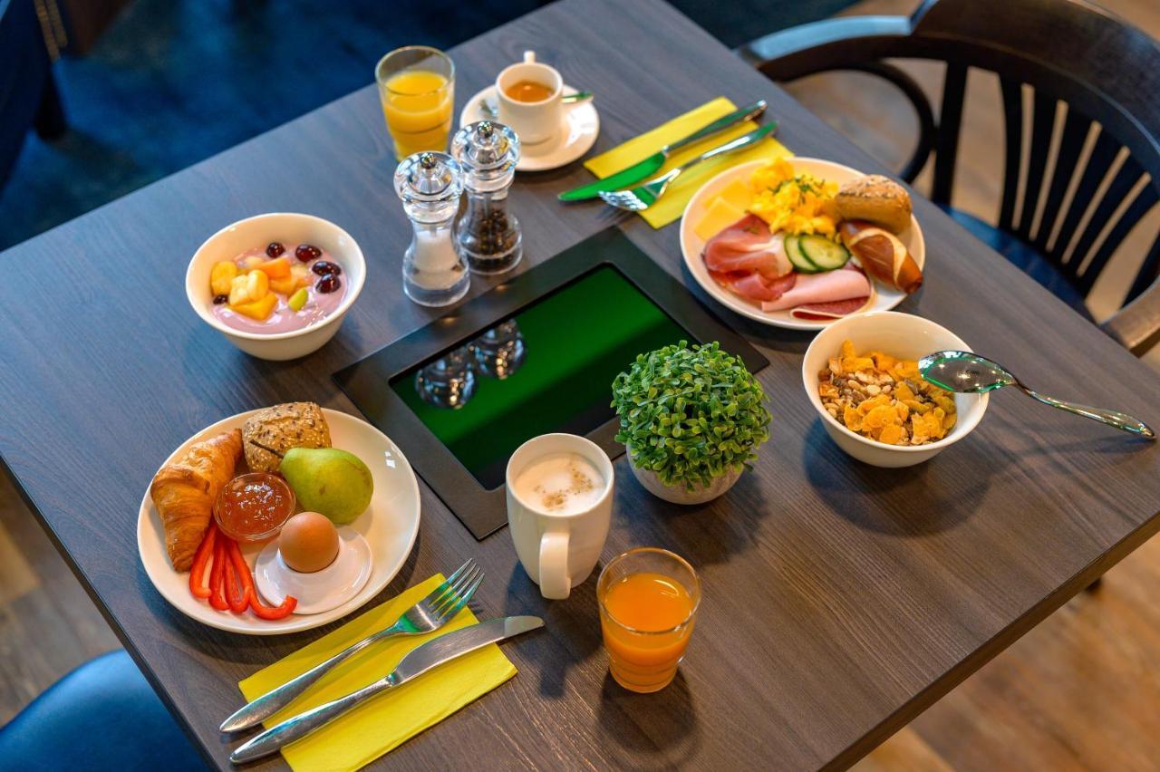 Ibis Styles Kiel City Esterno foto